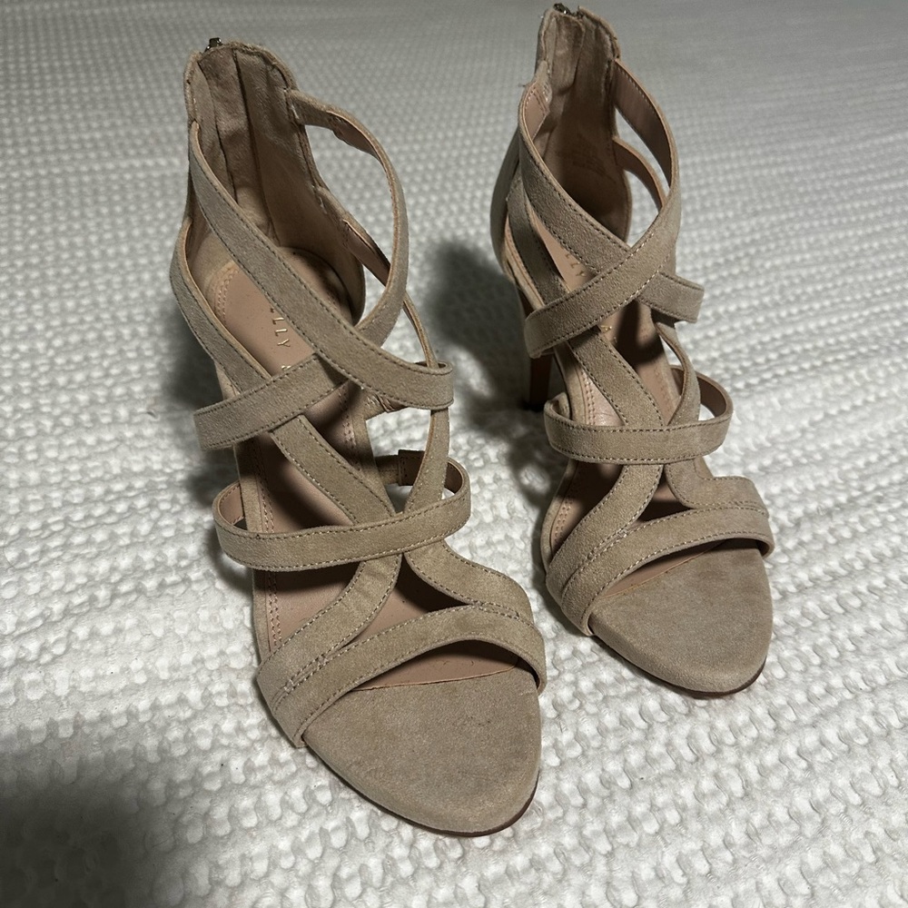 Kelly & Katie Beige Strappy Heels